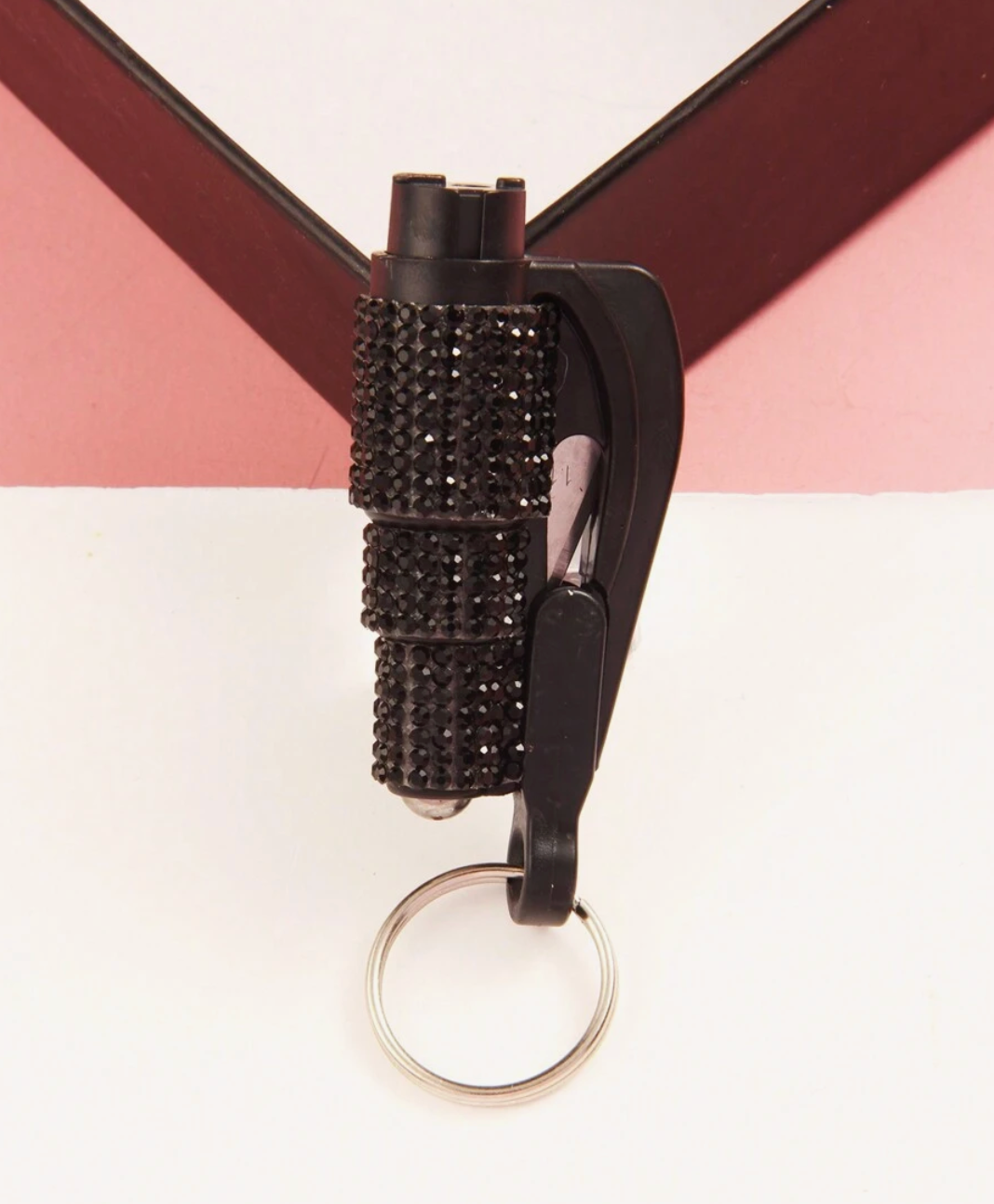 2-in-1 Emergency Car Escape Keychain – Seatbelt Cutter & Window Breaker Tool